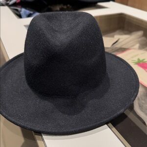 Aldo Elegant Black Wool Hat